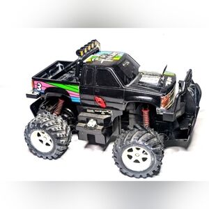 Vintage Nikko Black Thunder 4 x 4  electric RC Truck No battery/Remote FOR PARTS